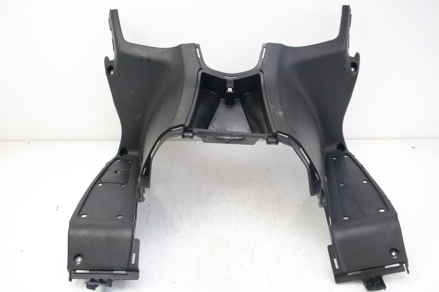 photo de PANNELLO INTERNO INFERIORE KYMCO DOWNTOWN ABS 125 (2015 - 2017) - Foto prodotto supplementare