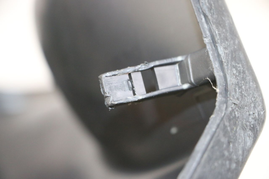 photo de PANNELLO INTERNO INFERIORE PIAGGIO FLY 4T 50 (2013 - 2017) - Dettaglio del componente