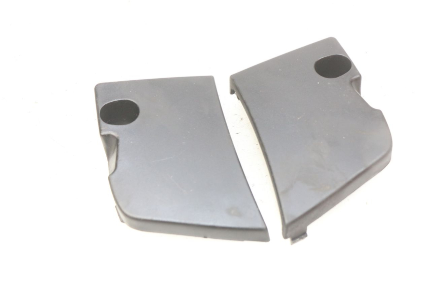 photo de PANNELLO INTERNO INFERIORE PIAGGIO VESPA PRIMAVERA 2T 50 (2013 - 2018) - Dettaglio del componente