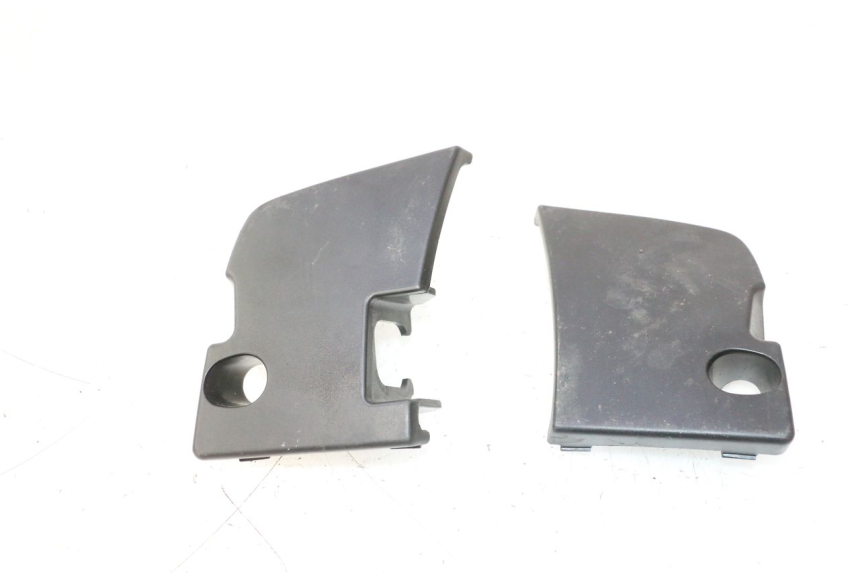 photo de PANNELLO INTERNO INFERIORE PIAGGIO VESPA PRIMAVERA 2T 50 (2013 - 2018) - Dettaglio del componente