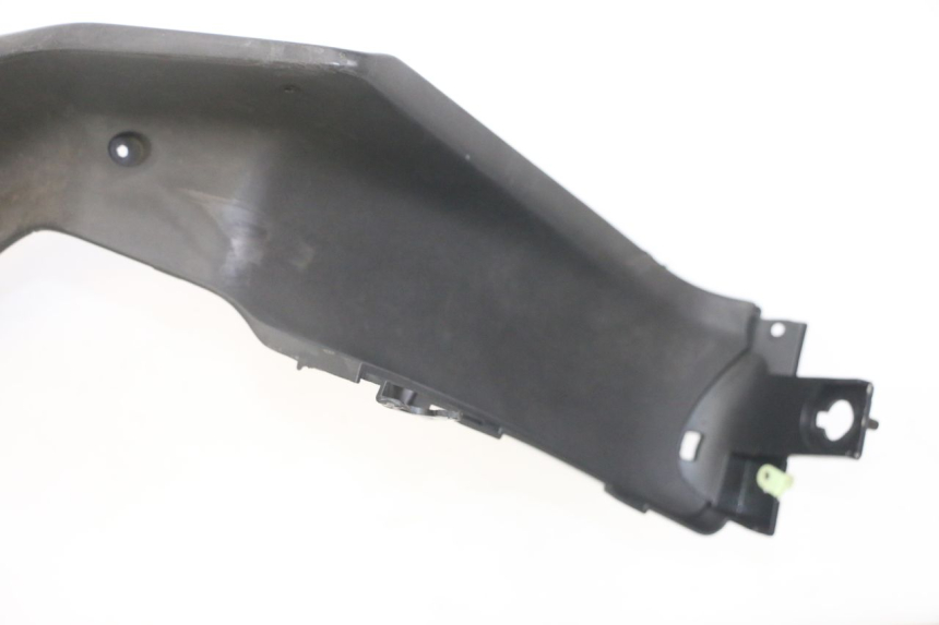 photo de RETROSCUDO PEUGEOT JET FORCE CARBU 50 (2003 - 2016) - Zoom sullo stato d'uso