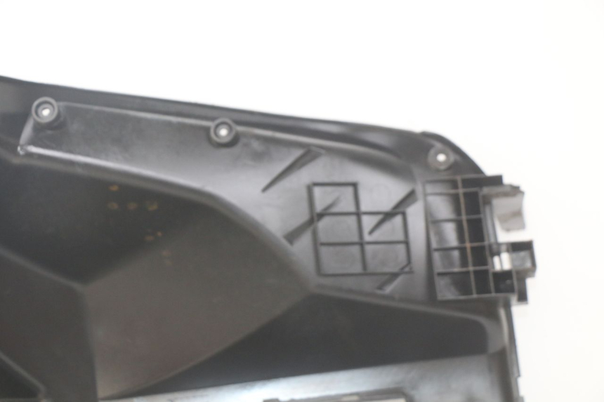 photo de PANNELLO INTERNO SYM JET SPORT XR 50 (2006 - 2015) - Caratteristiche distintive