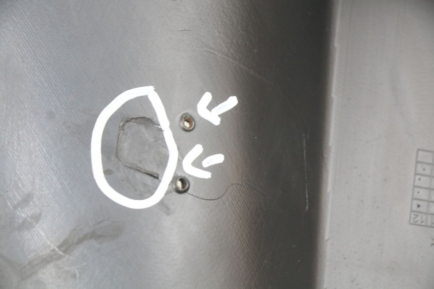 photo de PANNELLO INTERNO PEUGEOT KISBEE 2T 50 (2010 - 2017) - Primo piano tecnico