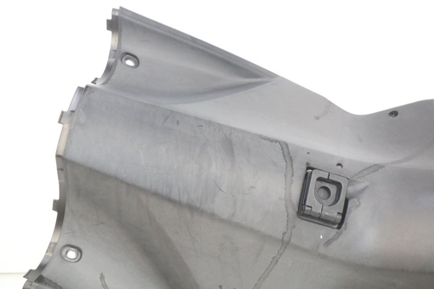 photo de PANNELLO INTERNO PEUGEOT KISBEE 2T 50 (2010 - 2017) - Stato della superficie e materiale