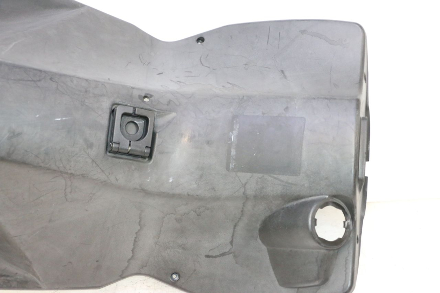 photo de PANNELLO INTERNO PEUGEOT KISBEE 2T 50 (2010 - 2017) - Dettagli dei punti di fissaggio