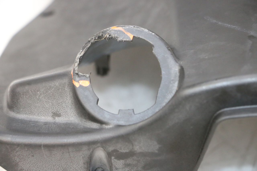 photo de PANNELLO INTERNO PEUGEOT KISBEE 4T 50 (2010 - 2017) - Dettagli dei punti di fissaggio