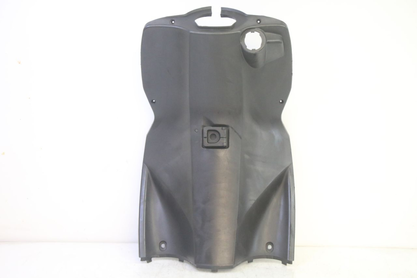 photo de TABLIER INTERIORE PEUGEOT KISBEE 4T 50 (2018 - 2022) - Zoom sullo stato d'uso