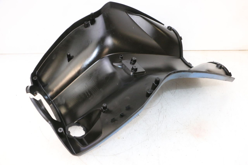 photo de PANNELLO INTERNO PEUGEOT KISBEE 4T 50 (2010 - 2017) - Zoom sullo stato d'uso