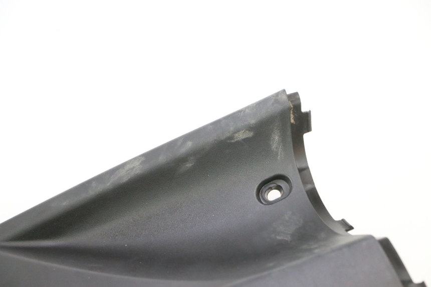 photo de RETROSCUDO PEUGEOT KISBEE 4T 50 (2023 - 2026) - Angolazione alternativa