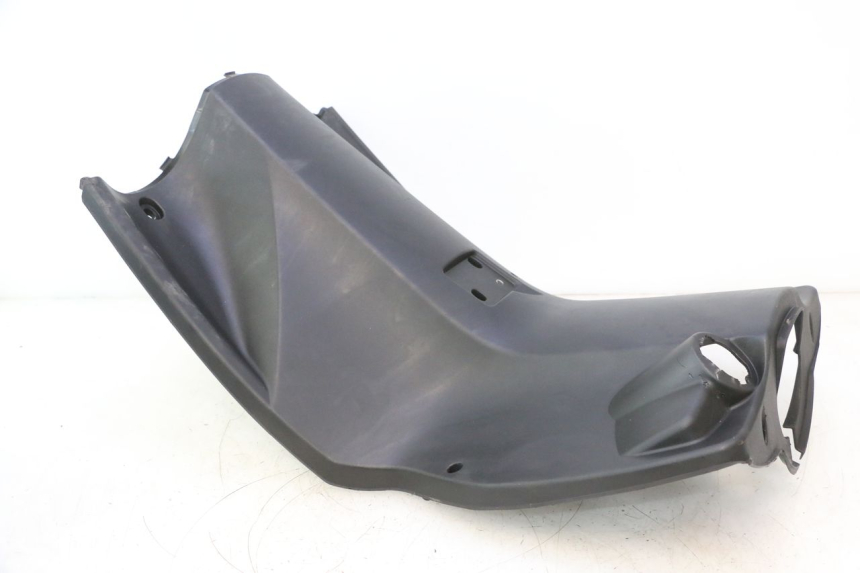 photo de RETROSCUDO PEUGEOT KISBEE 4T 50 (2023 - 2026) - Marcature e riferimenti originali