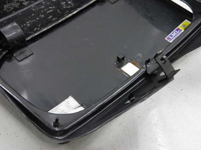 photo de FASCIA INTERNA LML DLX 2T 125 (2008) - Dettagli dei punti di fissaggio