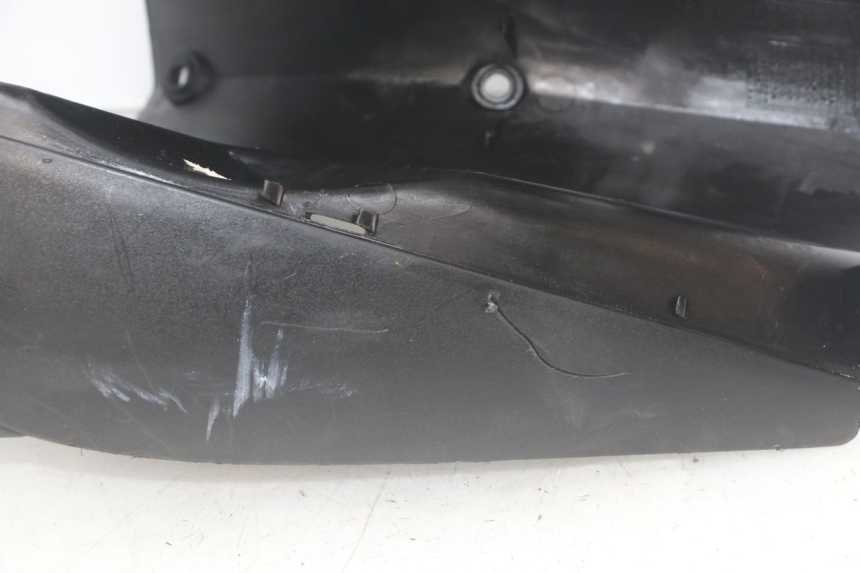 photo de PANNELLO INTERNO PEUGEOT LUDIX 50 (2008 - 2017) - Dettagli dei punti di fissaggio