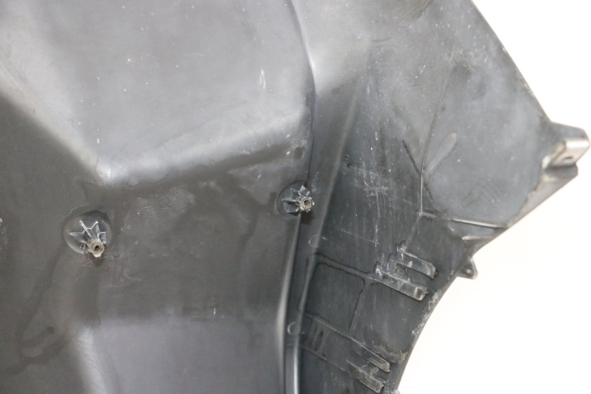 photo de RETROSCUDO PIAGGIO MP3 RL 250 (2006 - 2010) - Dettagli dei punti di fissaggio