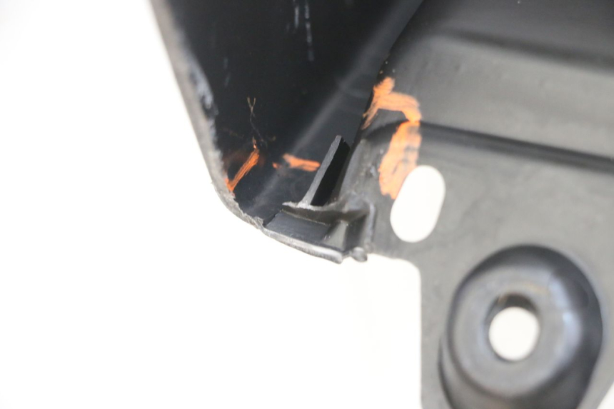 photo de RETROSCUDO PIAGGIO MP3 RL 250 (2006 - 2010) - Marcature e riferimenti originali