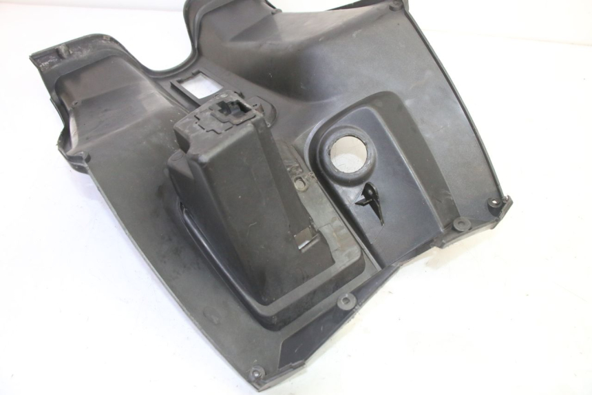 photo de PANNELLO INTERNO PIAGGIO NEW TYPHOON 50 (2010 - 2017) - Zoom sui componenti