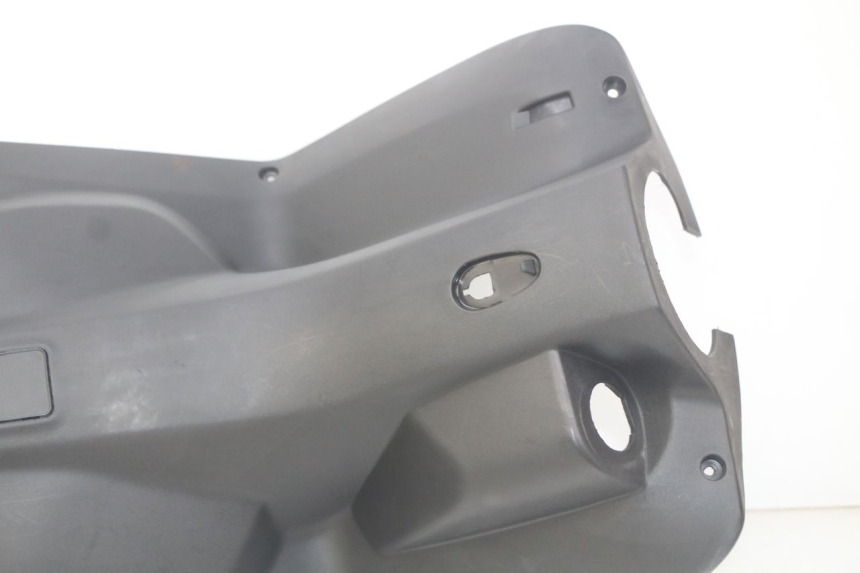 photo de PANNELLO INTERNO SYM ORBIT 2 4T 50 (2018 - 2022) - Stato della superficie e materiale