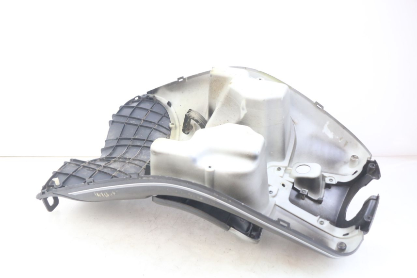 photo de TABLIER INTERIORE TNT MOTOR OTTO 2T 50 (2012 - 2018) - Altra angolazione