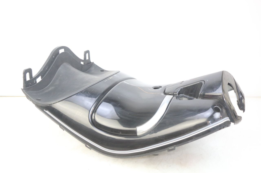 photo de TABLIER INTERIORE TNT MOTOR OTTO 2T 50 (2012 - 2018) - Dettagli dei punti di fissaggio