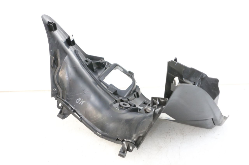 photo de PANNELLO INTERNO HONDA PCX (JF47) 125 (2012 - 2013) - Stato della superficie e materiale