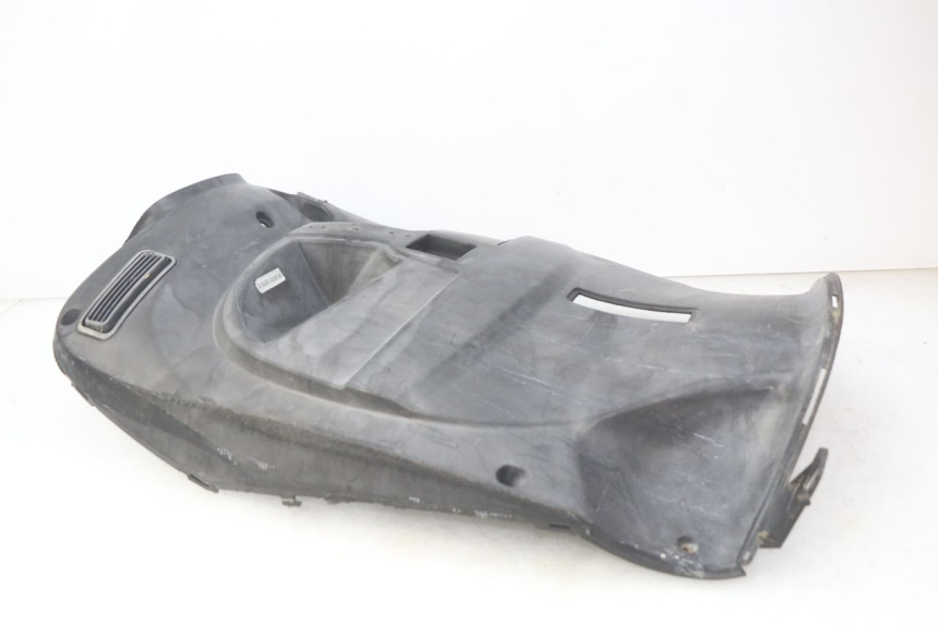 photo de PANNELLO INTERNO KYMCO PEOPLE 250 (2004 - 2008) - Zoom sullo stato d'uso