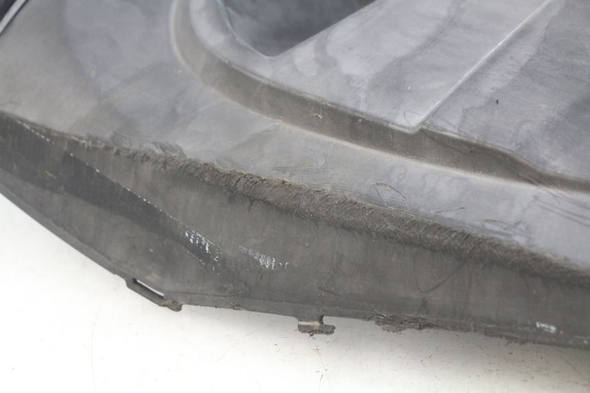 photo de PANNELLO INTERNO KYMCO PEOPLE 250 (2004 - 2008) - Altra angolazione