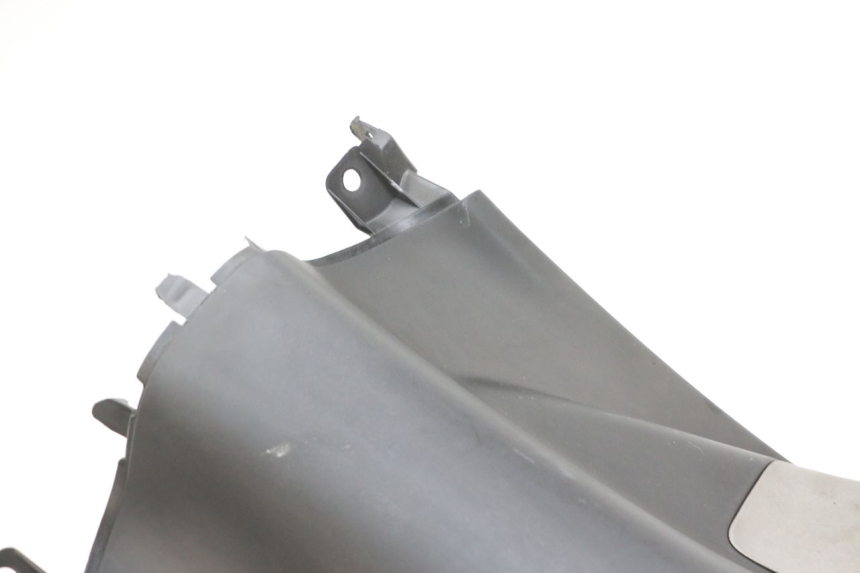 photo de FASCIA INTERNA PEUGEOT ELYSTAR 125 (2002 - 2007) - Caratteristiche distintive