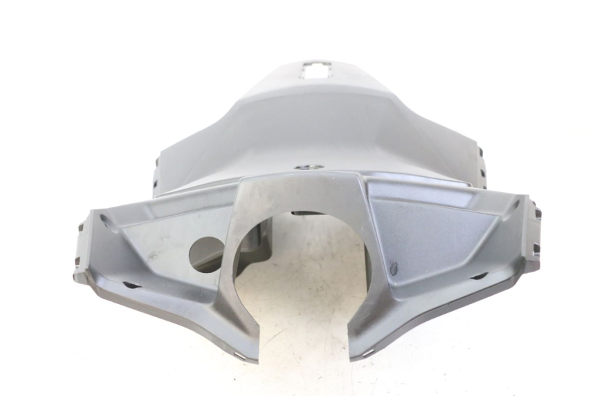 photo de TABLIER INTERIEUR PEUGEOT TWEET 4T 50 (2023 - 2025) - Primo piano ad alta risoluzione