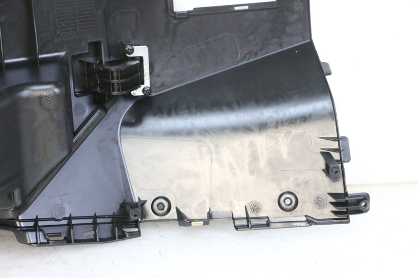 photo de TABLIER INTERIEUR PEUGEOT TWEET 4T 50 (2023 - 2025) - Stato della superficie e materiale