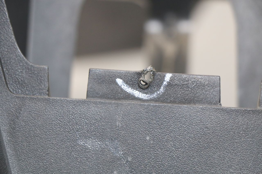 photo de FASCIA INTERNA PEUGEOT SATELIS 500 (2007 - 2013) - Ricambio usato controllato