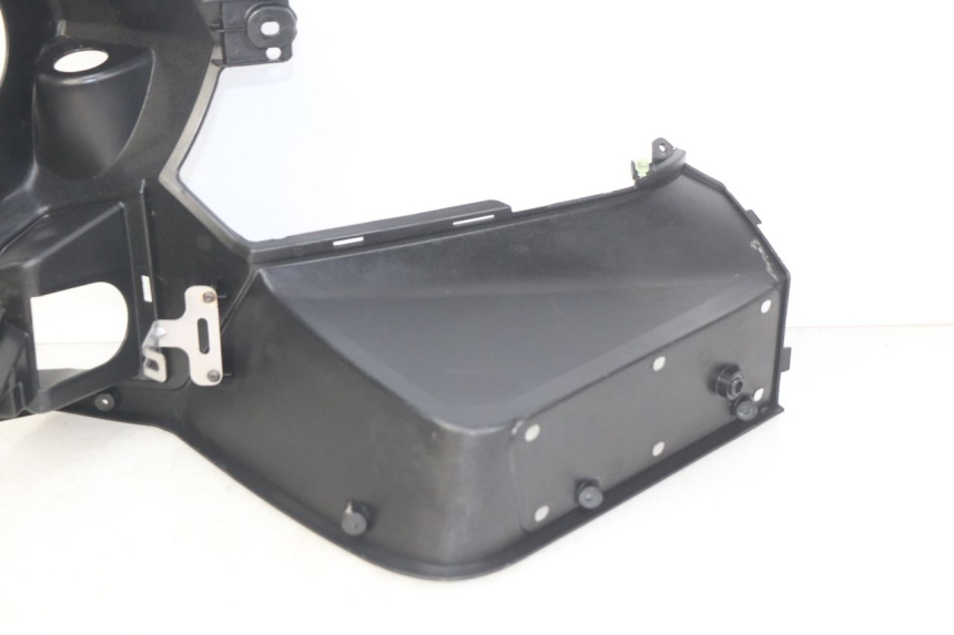 photo de PANNELLO INTERNO PEUGEOT SATELIS 125 (2010 - 2012) - Zoom sullo stato d'uso