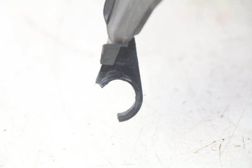 photo de PANNELLO INTERNO PEUGEOT SATELIS 125 (2010 - 2012) - Stato della superficie e materiale