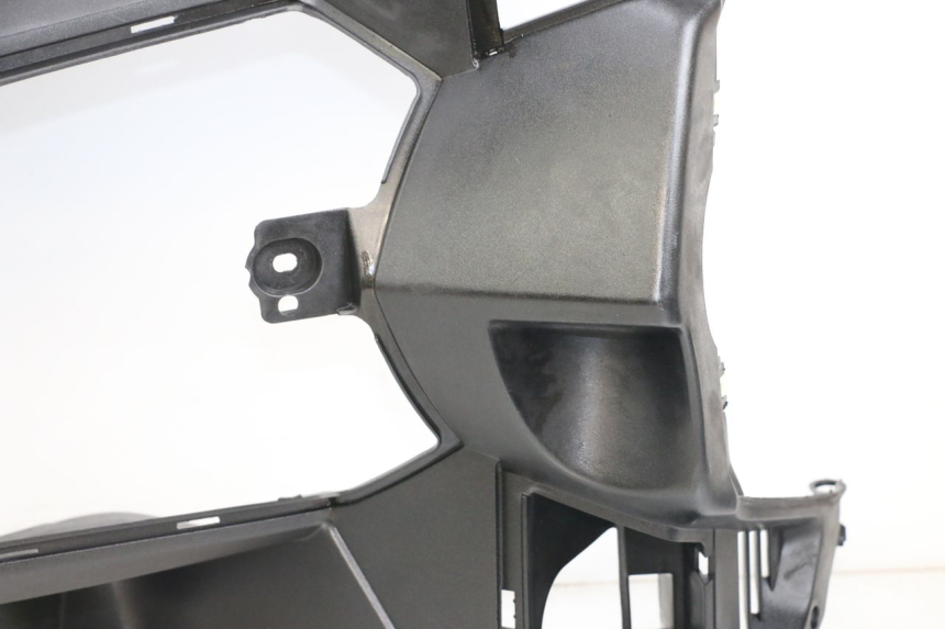 photo de PANNELLO INTERNO PEUGEOT SATELIS 125 (2010 - 2012) - Primo piano tecnico