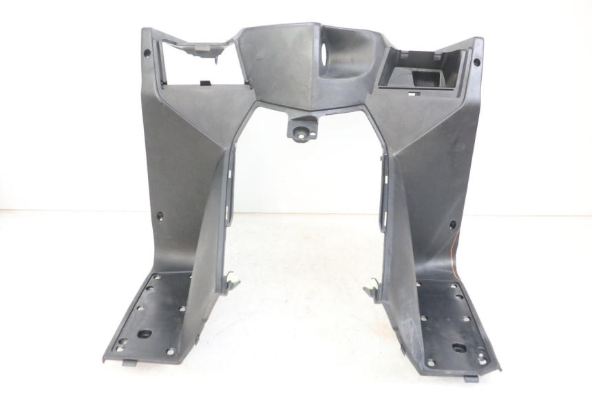 photo de PANNELLO INTERNO PEUGEOT SATELIS 125 (2006 - 2009) - Altra vista dell'articolo