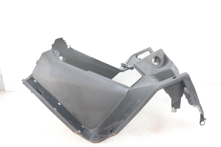 photo de PANNELLO INTERNO PEUGEOT SATELIS 125 (2006 - 2009) - Primo piano ad alta risoluzione