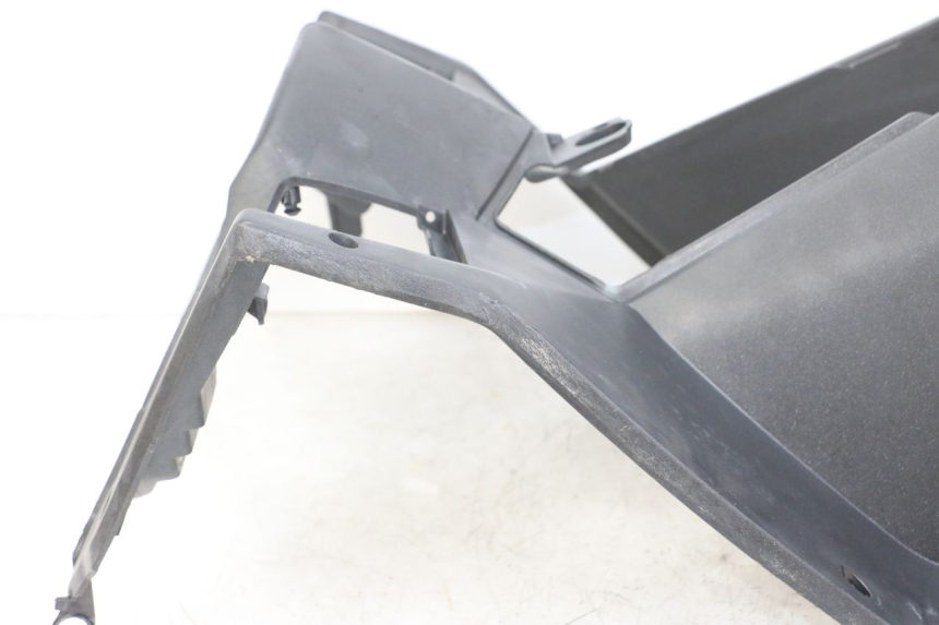 photo de PANNELLO INTERNO PEUGEOT SATELIS 125 (2006 - 2009) - Stato della superficie e materiale