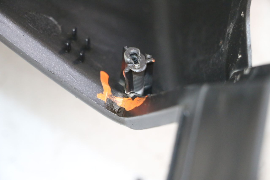 photo de FASCIA INTERNA PEUGEOT SATELIS 125 (2013 - 2018) - Marcature e riferimenti originali