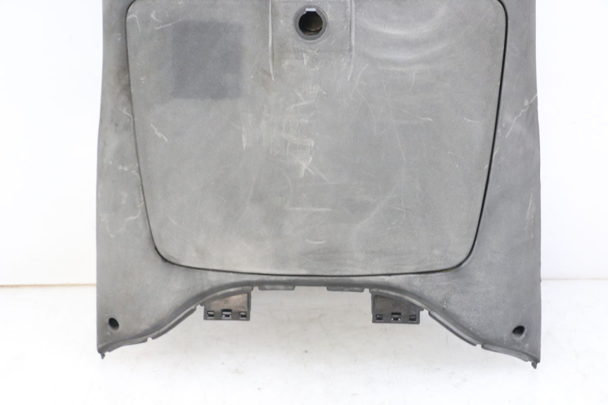 photo de FASCIA INTERNA APRILIA SCARABEO GT 125 (1999 - 2007) - Stato della superficie e materiale