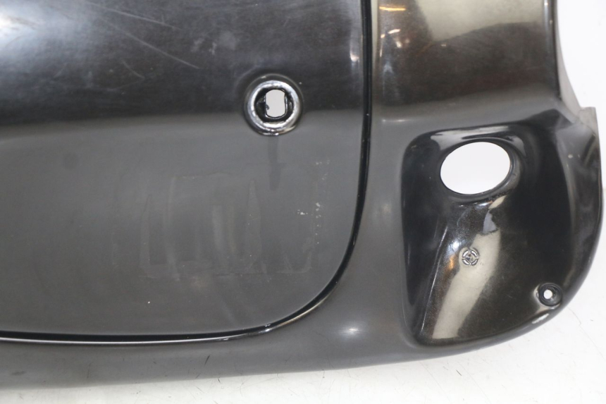 photo de PANNELLO INTERNO APRILIA SCARABEO 100 (2003 - 2012) - Caratteristiche distintive