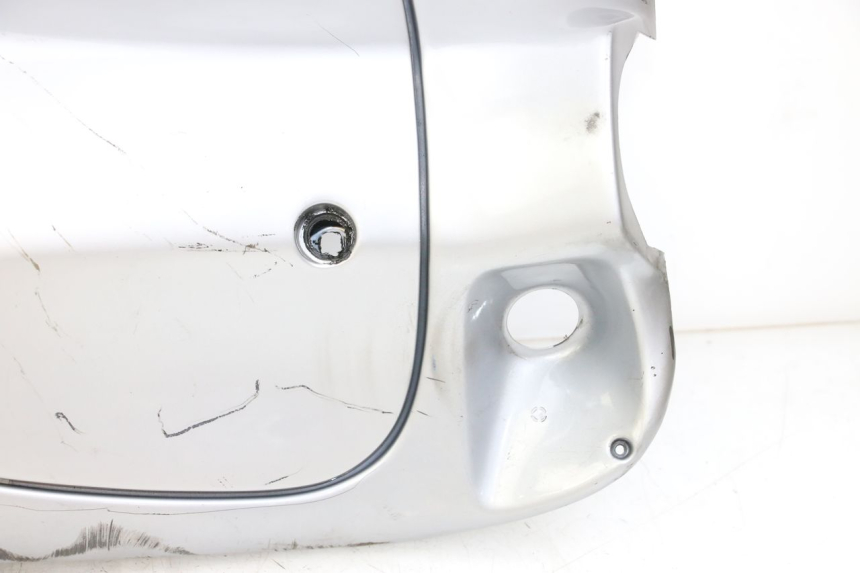 photo de PANNELLO INTERNO APRILIA SCARABEO 100 (2003 - 2012) - Marcature e riferimenti originali