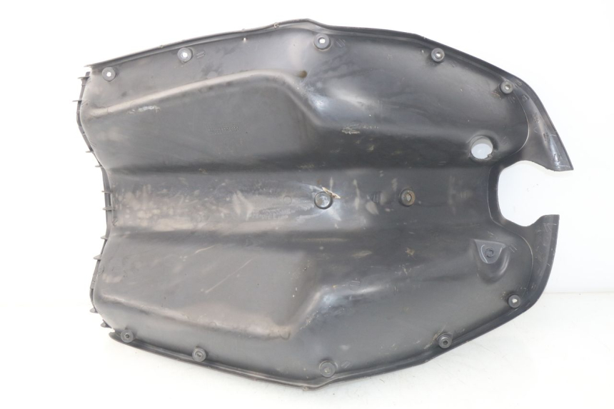 photo de PANNELLO INTERNO HONDA SCV LEAD 100 (2003 - 2007) - Altra angolazione
