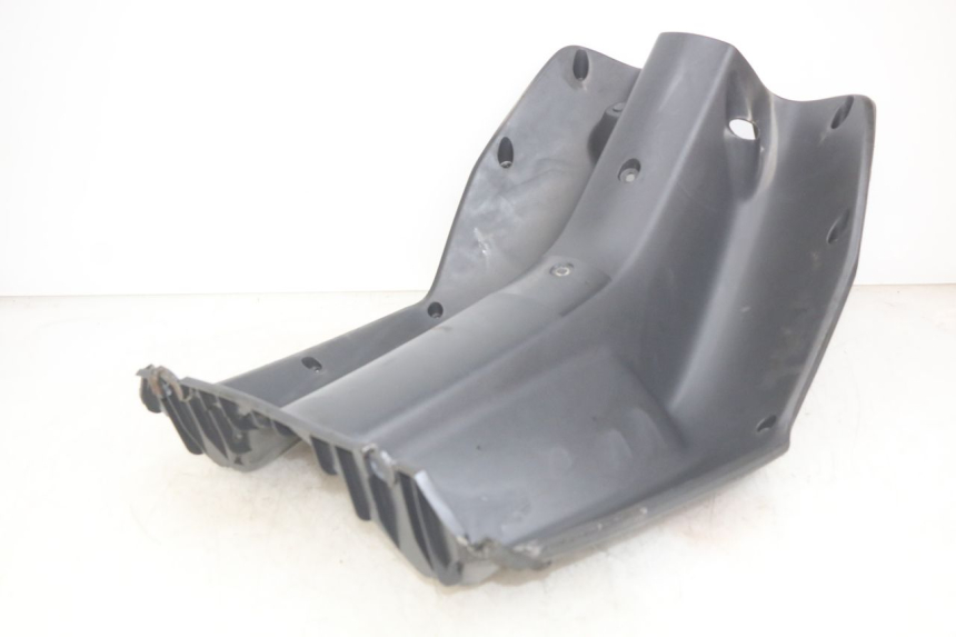 photo de PANNELLO INTERNO HONDA SCV LEAD 100 (2003 - 2007) - Dettagli dei punti di fissaggio