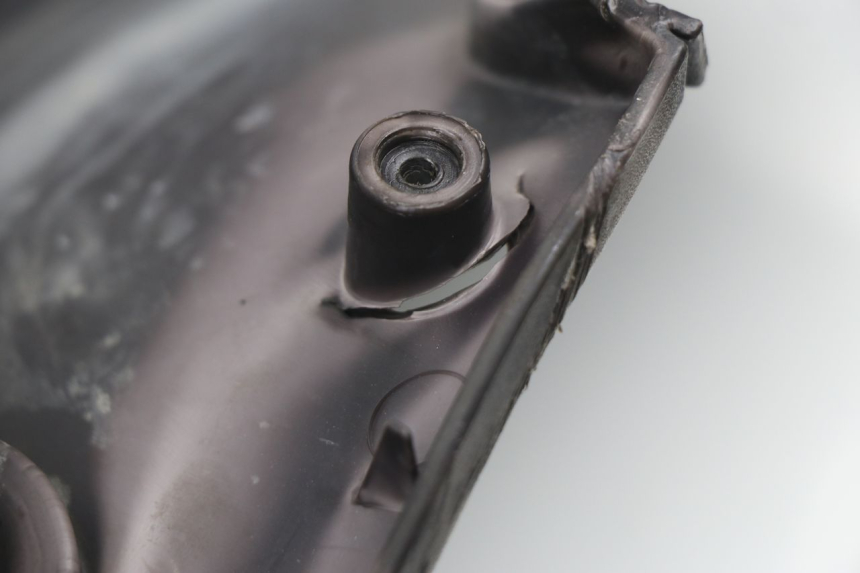 photo de FASCIA INTERNA APRILIA SPORT CITY SPORTCITY 125 (2005 - 2008) - Dettaglio del componente