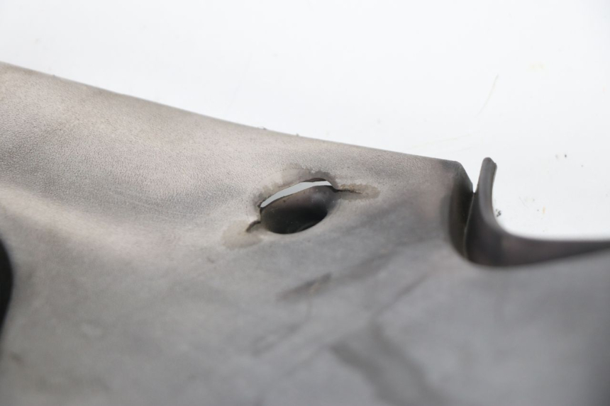 photo de FASCIA INTERNA APRILIA SPORT CITY SPORTCITY 125 (2005 - 2008) - Zoom sullo stato d'uso