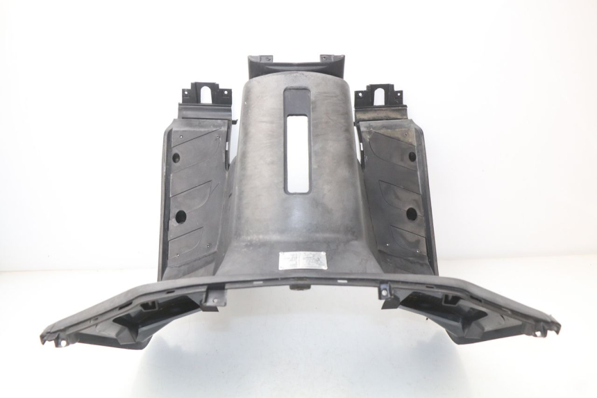 photo de FASCIA INTERNA RAZZO STEED 125 (2012 - 2018) - Stato della superficie e materiale