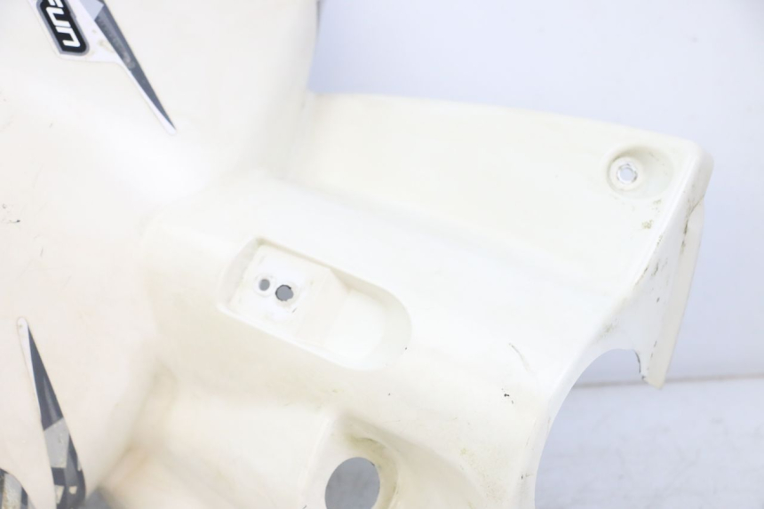 photo de PANNELLO INTERNO MBK STUNT NAKED 50 (2004 - 2018) - Caratteristiche distintive