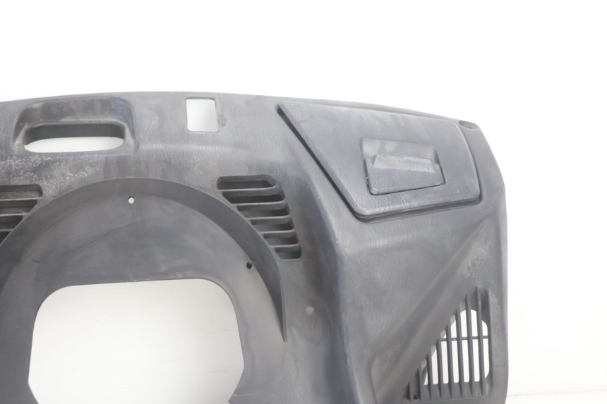 photo de RETROSCUDO SUPERIORE SUZUKI BURGMAN EXECUTIVE ABS 650 (2006 - 2012) - Altra angolazione