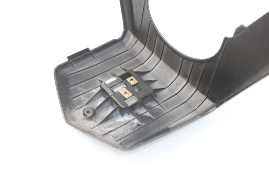 photo de PANNELLO INTERNO SUPERIORE KYMCO DINK STREET 125 (2009 - 2014) - Altra angolazione