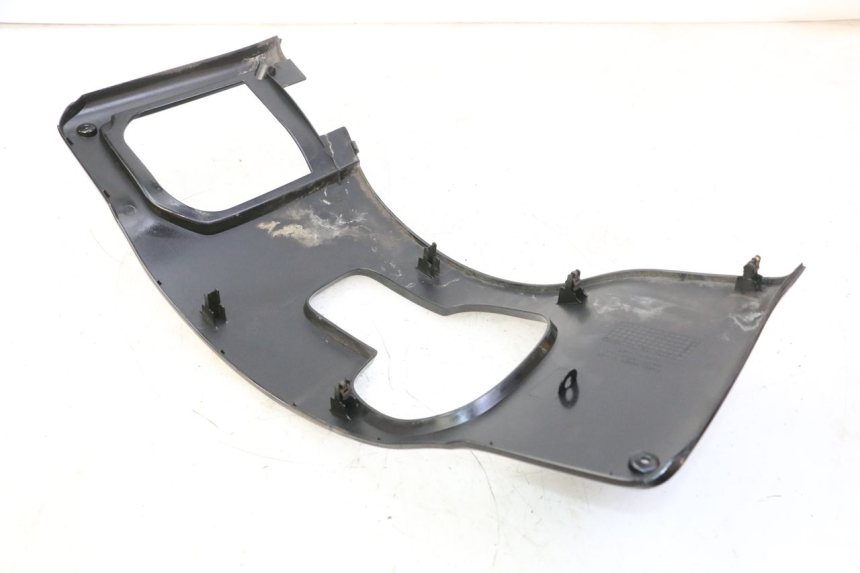 photo de PANNELLO INTERNO SUPERIORE HONDA FES S-WING SWING ABS 125 (2007 - 2015) - Dettaglio del componente