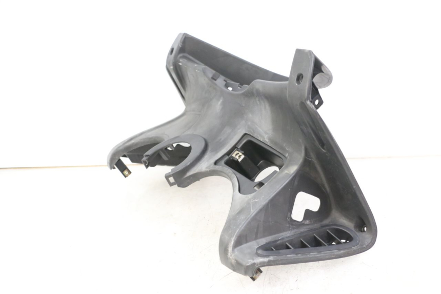 photo de PANNELLO INTERNO SUPERIORE KYMCO GRAND DINK 125 (2008 - 2014) - Dettagli dei punti di fissaggio