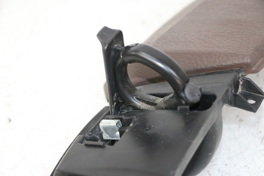 photo de PANNELLO INTERNO SUPERIORE PIAGGIO MP3 500 (2014 - 2017) - Dettaglio del componente